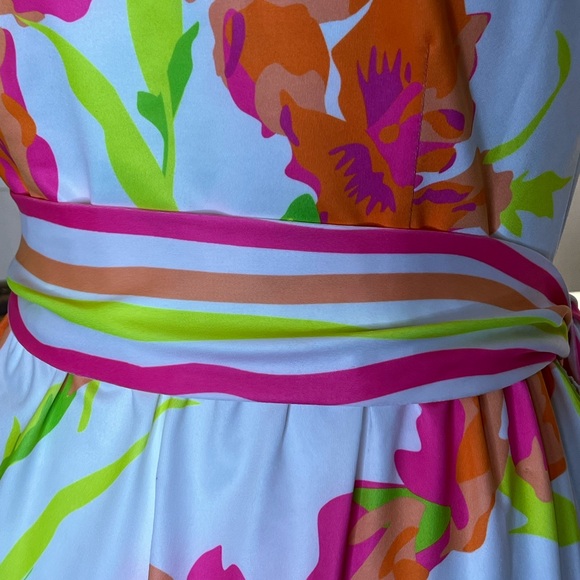 Gretchen Scott Jersey Date Night White Floral Dress Size Small - Picture 9 of 13